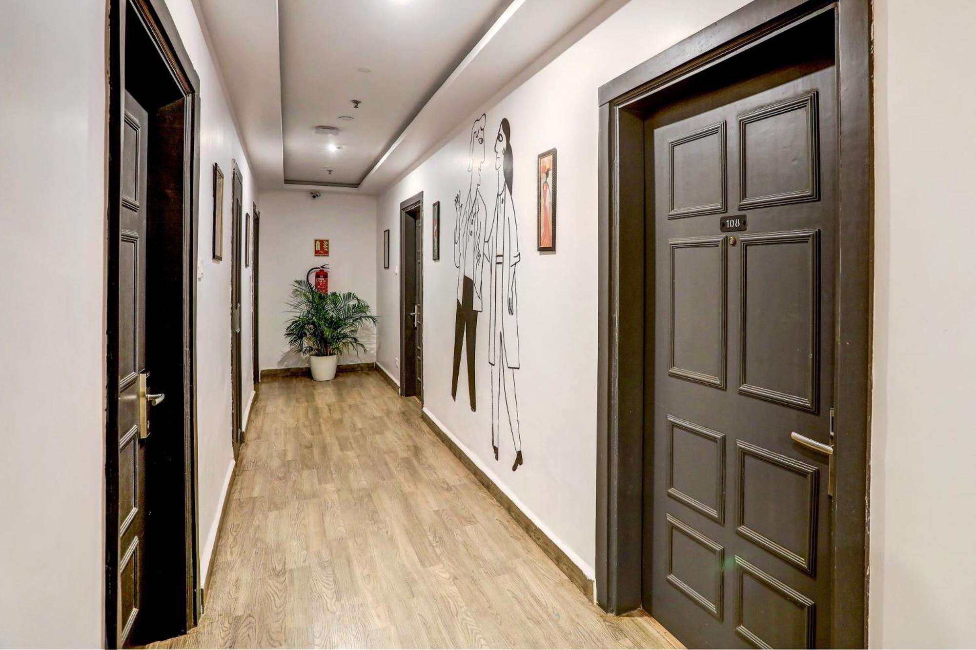 Super Townhouse Swain Heritage Бхубанешвара Экстерьер фото